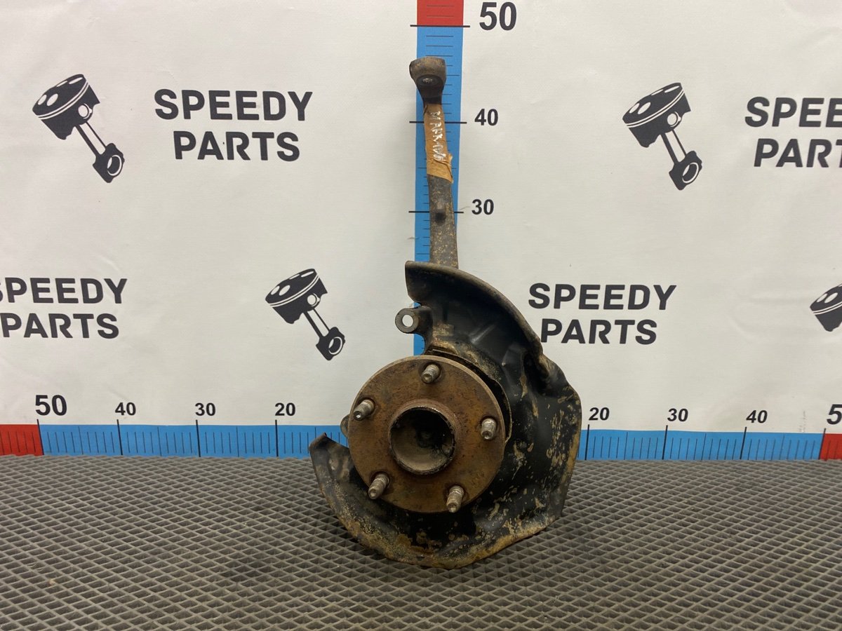 Ступица в сборе передняя правая Toyota Mark II E-GX100 43211-30190 контрактная