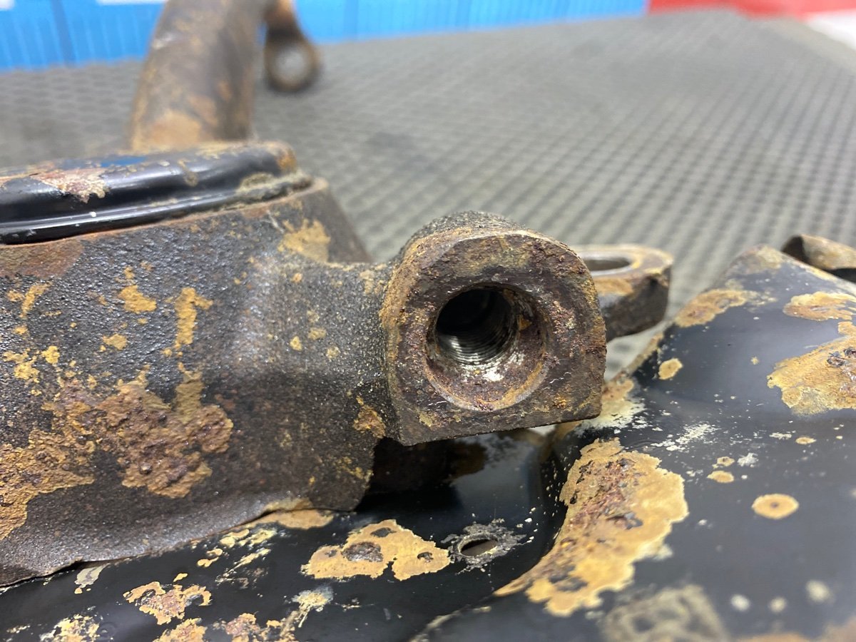 Ступица в сборе передняя правая Mark II E-GX100