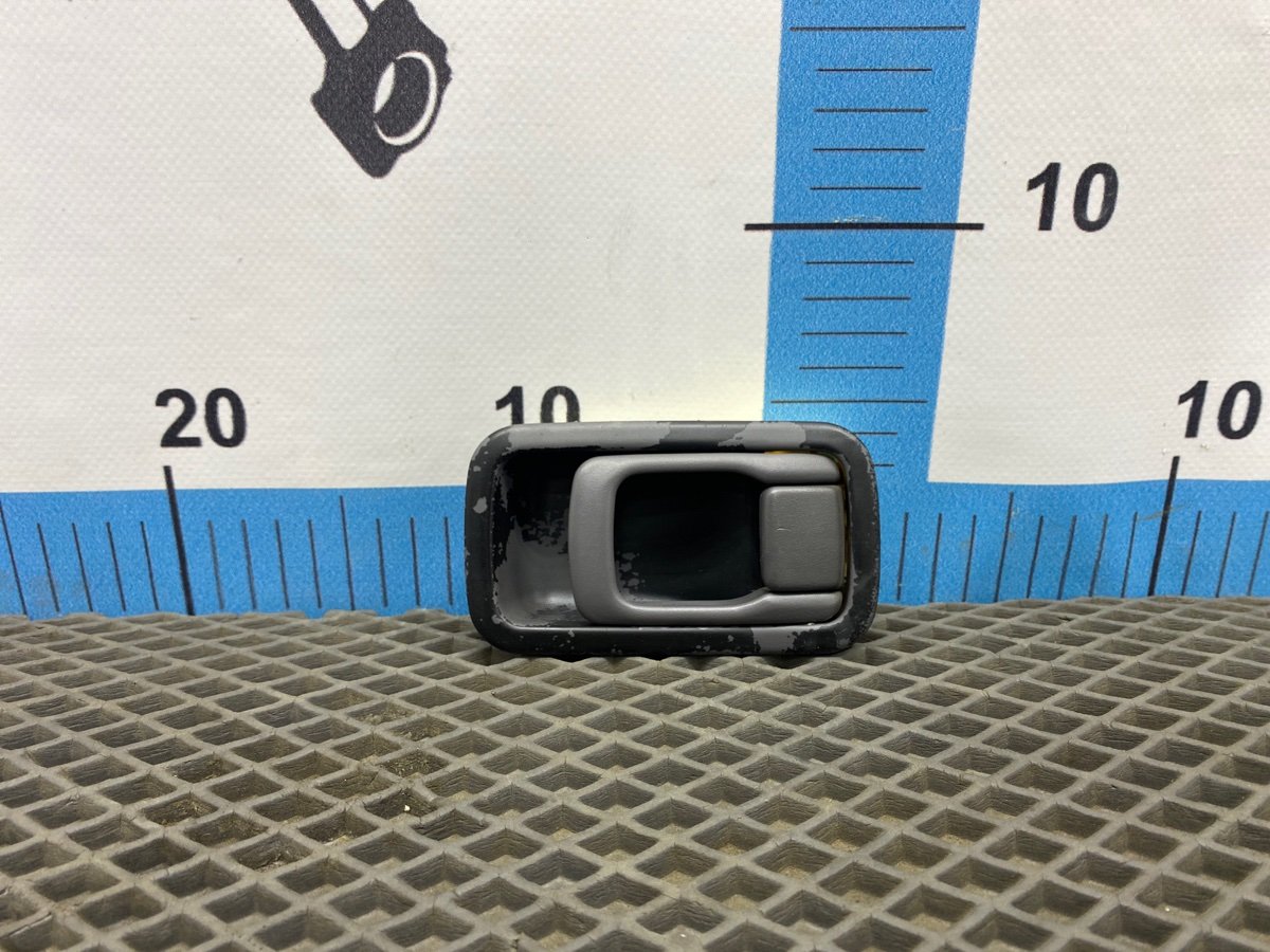 Ручка двери внутренняя передняя правая Nissan Pulsar 1998 FN15 80670-2N200 Б/У