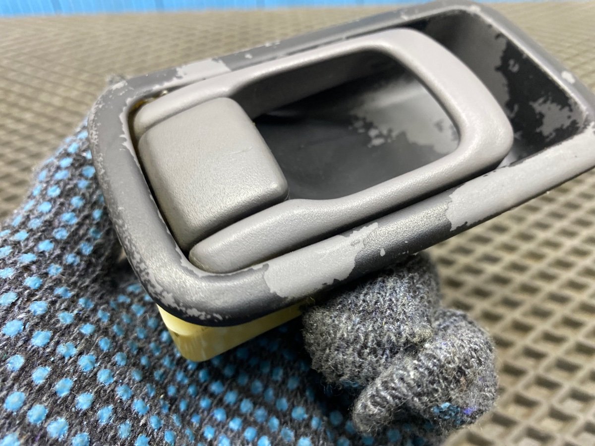 Ручка двери внутренняя передняя правая Pulsar 1998 FN15