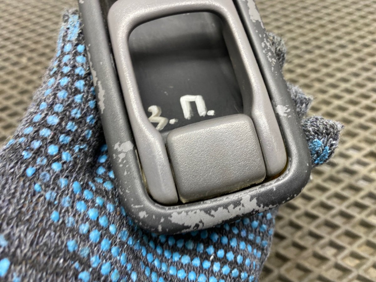 Ручка двери внутренняя задняя правая Pulsar 1998 FN15 Ручка двери внутренняя задняя правая Pulsar 1998 FN15