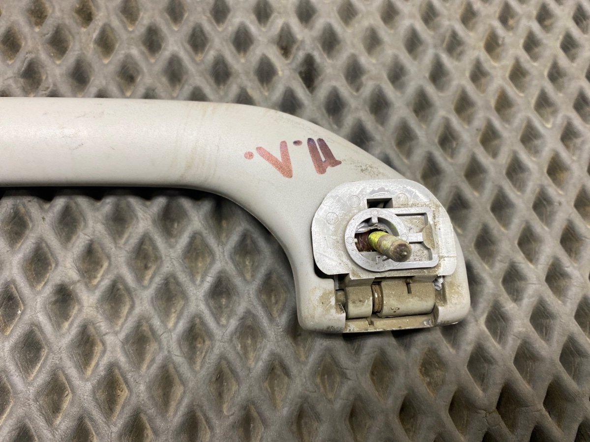 Ручка потолка Legnum 1997 E-EC1W 4G93