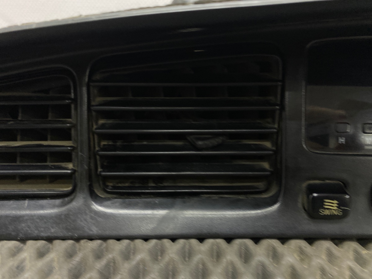 Консоль панели приборов Toyota Crown JZS141 1JZ-GE