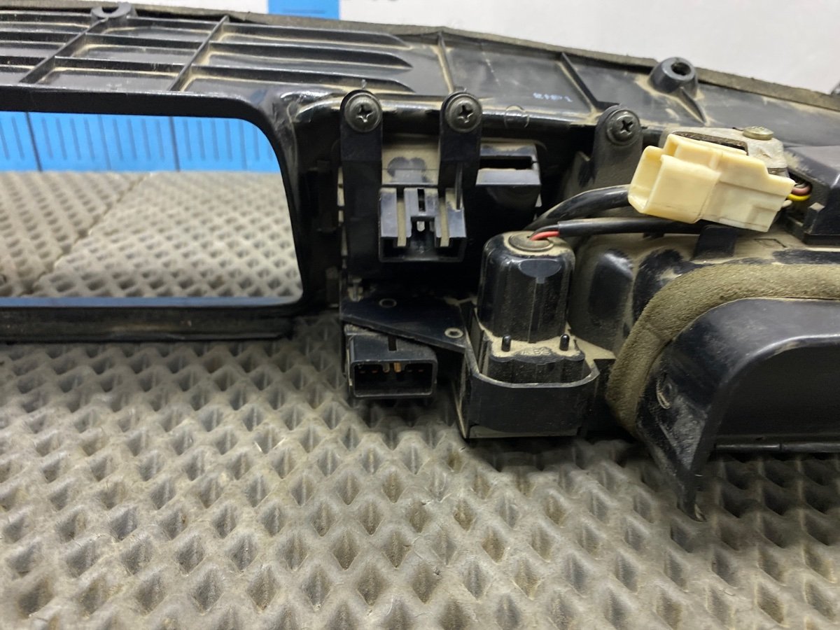 Консоль панели приборов Crown 1993 JZS141 1JZ-GE