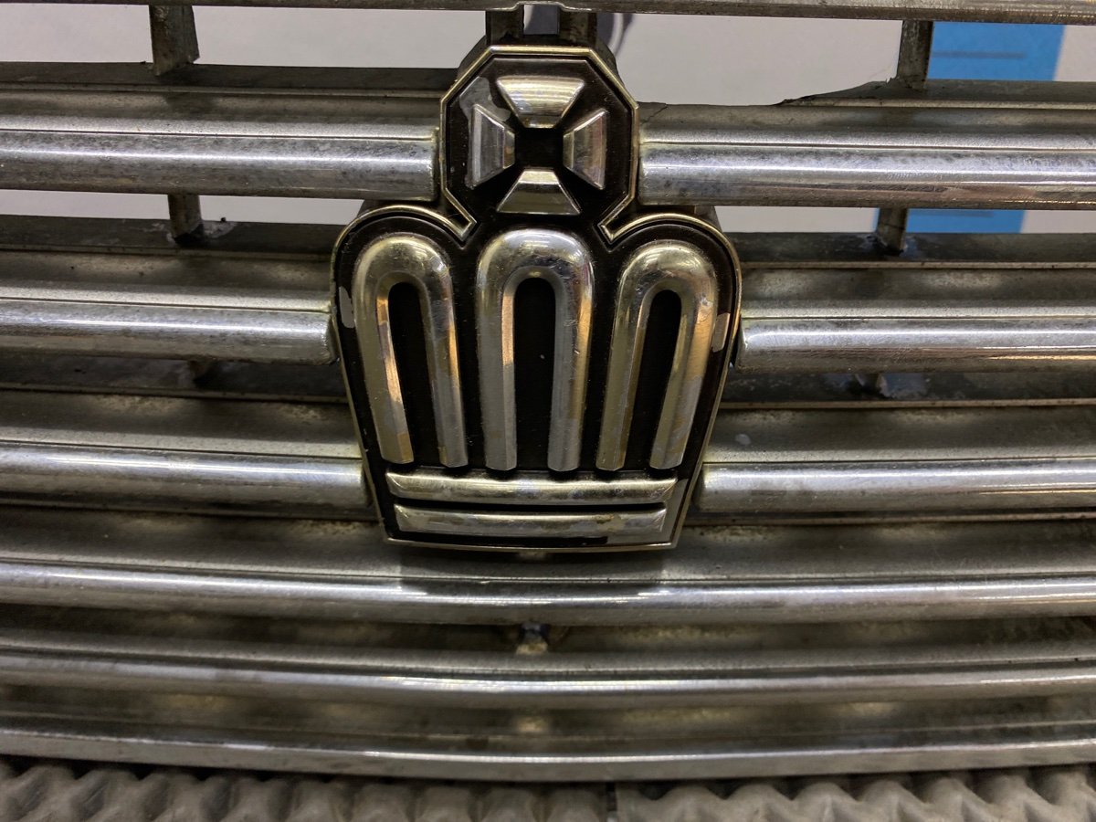 Решетка радиатора Crown 1993 JZS141 1JZ-GE