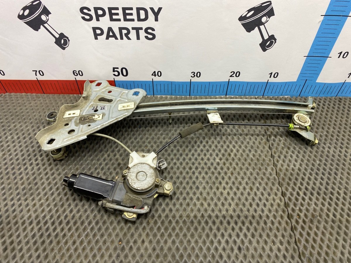 Стеклоподъемный механизм передний правый Toyota Crown 1993 JZS141 1JZ-GE 69810-30350 Б/У