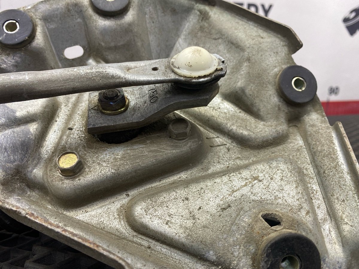 Трапеция дворников Lancer Cedia 2001 CS2A 4G15