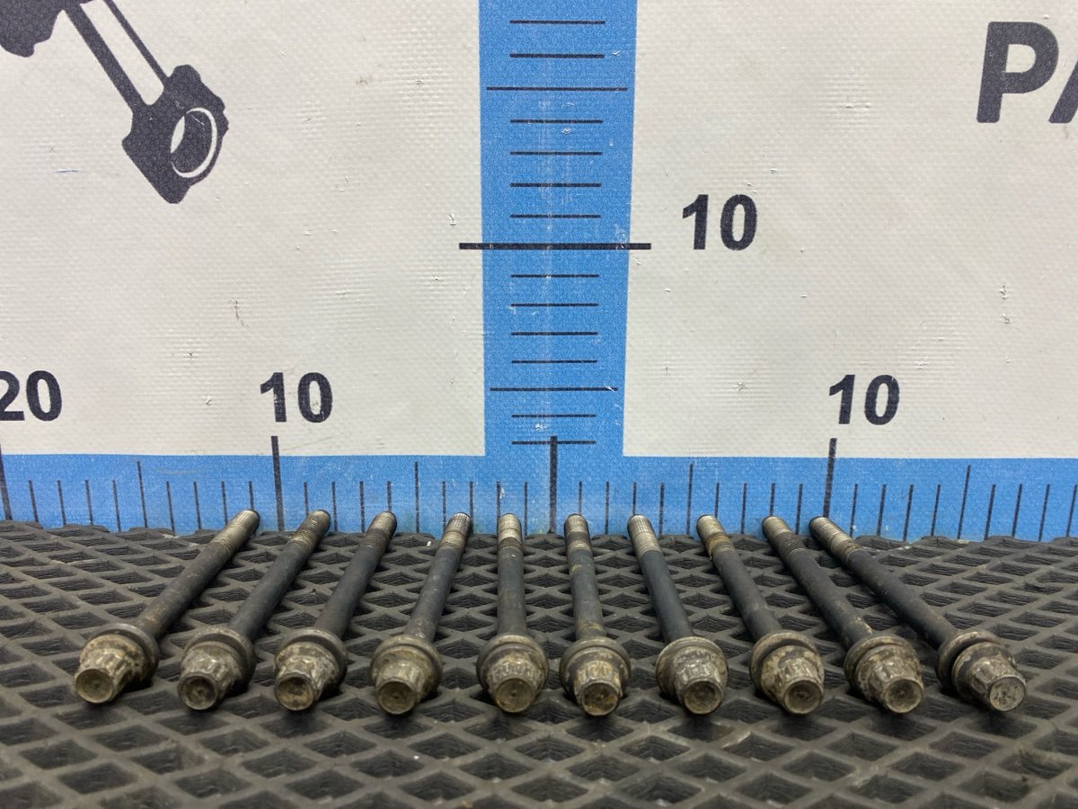 Болт головки блока цилиндров Mitsubishi Lancer Cedia CS2A 4G15