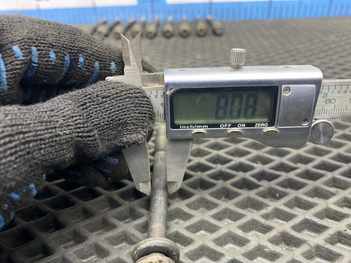 Болт головки блока цилиндров Lancer Cedia 2001 CS2A 4G15