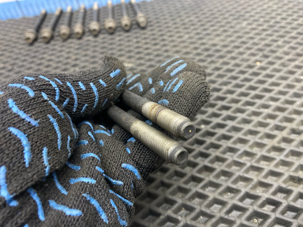 Болт головки блока цилиндров Lancer Cedia 2001 CS2A 4G15