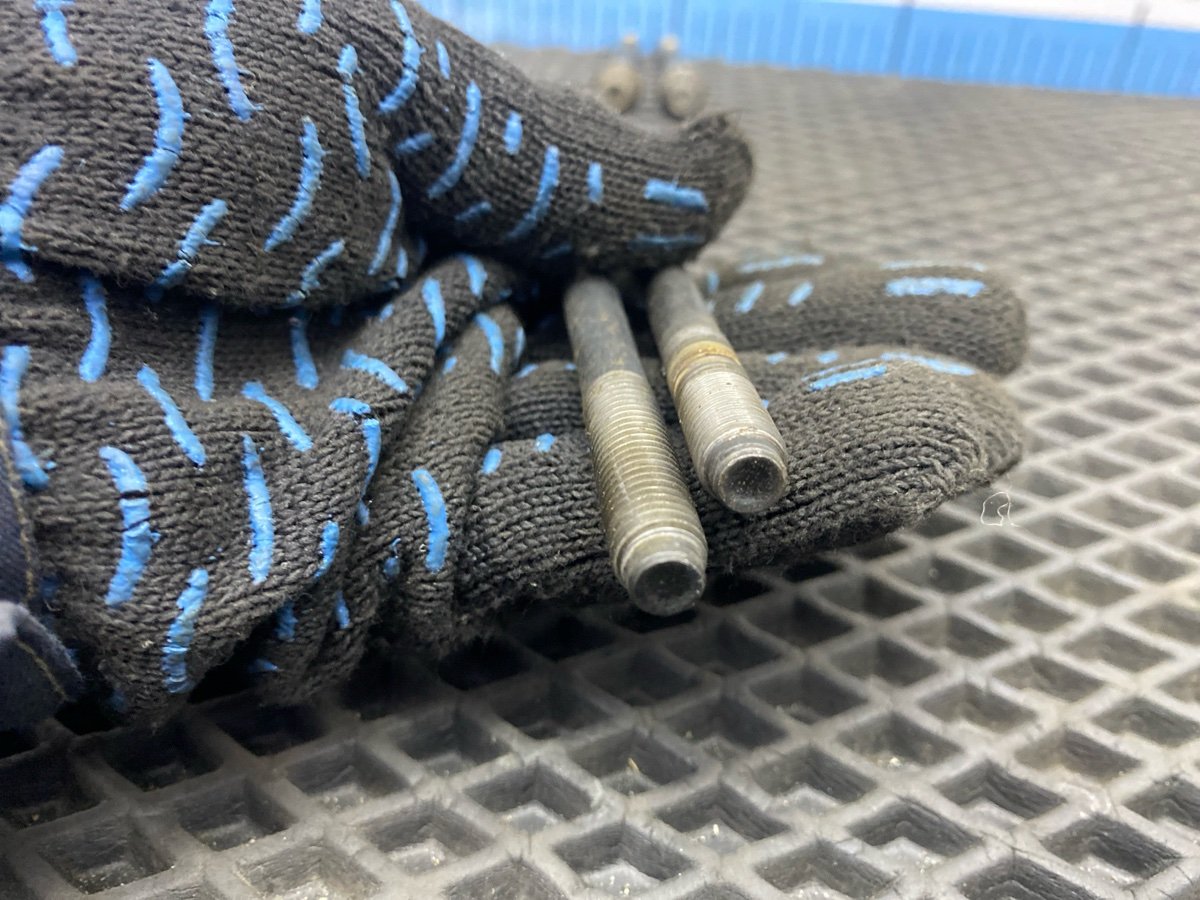 Болт головки блока цилиндров Lancer Cedia 2001 CS2A 4G15