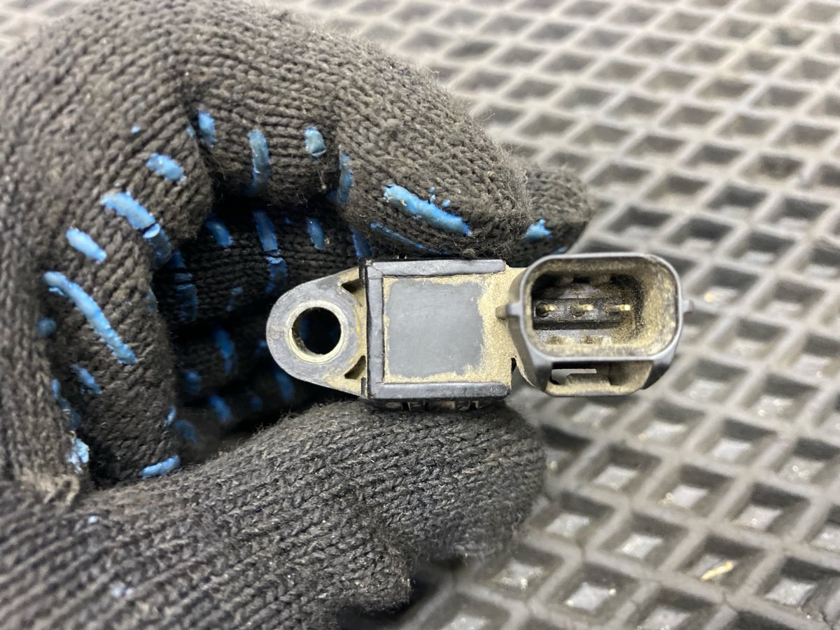 Датчик положения распредвала Lancer Cedia 2001 CS2A 4G15