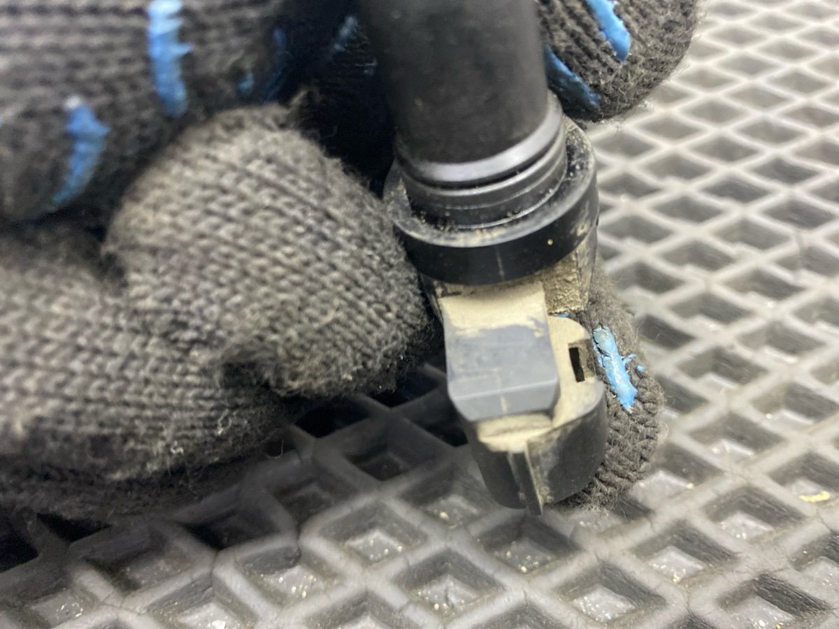 Датчик положения распредвала Lancer Cedia 2001 CS2A 4G15