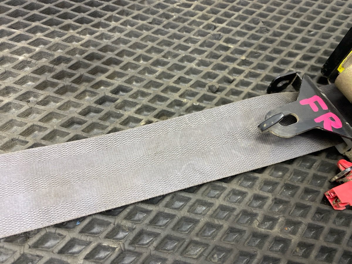 Ремень безопасности передний Lancer Cedia 2001 CS2A 4G15 Ремень безопасности передний Lancer Cedia 2001 CS2A 4G15