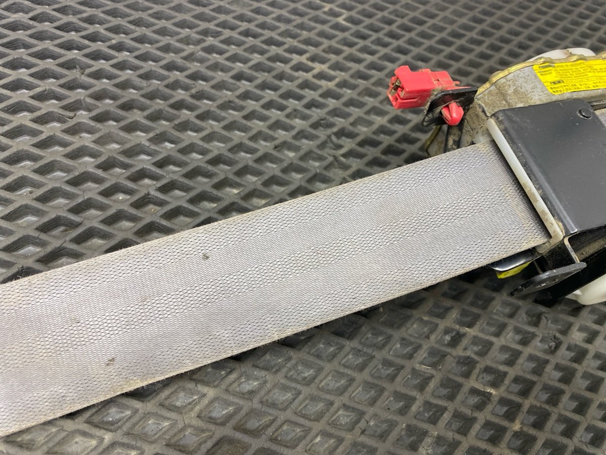 Ремень безопасности передний Lancer Cedia 2001 CS2A 4G15 Ремень безопасности передний Lancer Cedia 2001 CS2A 4G15