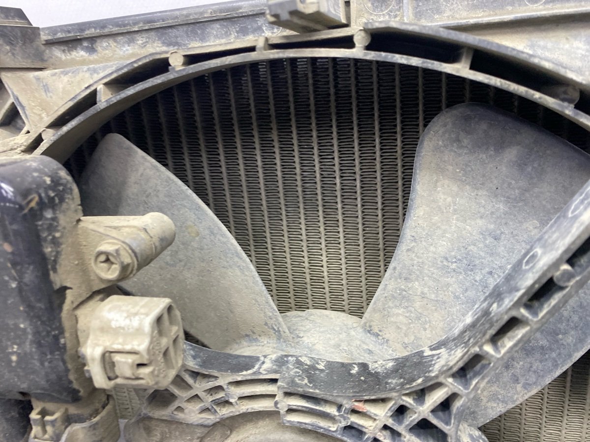 Радиатор охлаждения двигателя Lancer Cedia 2001 CS2A 4G15