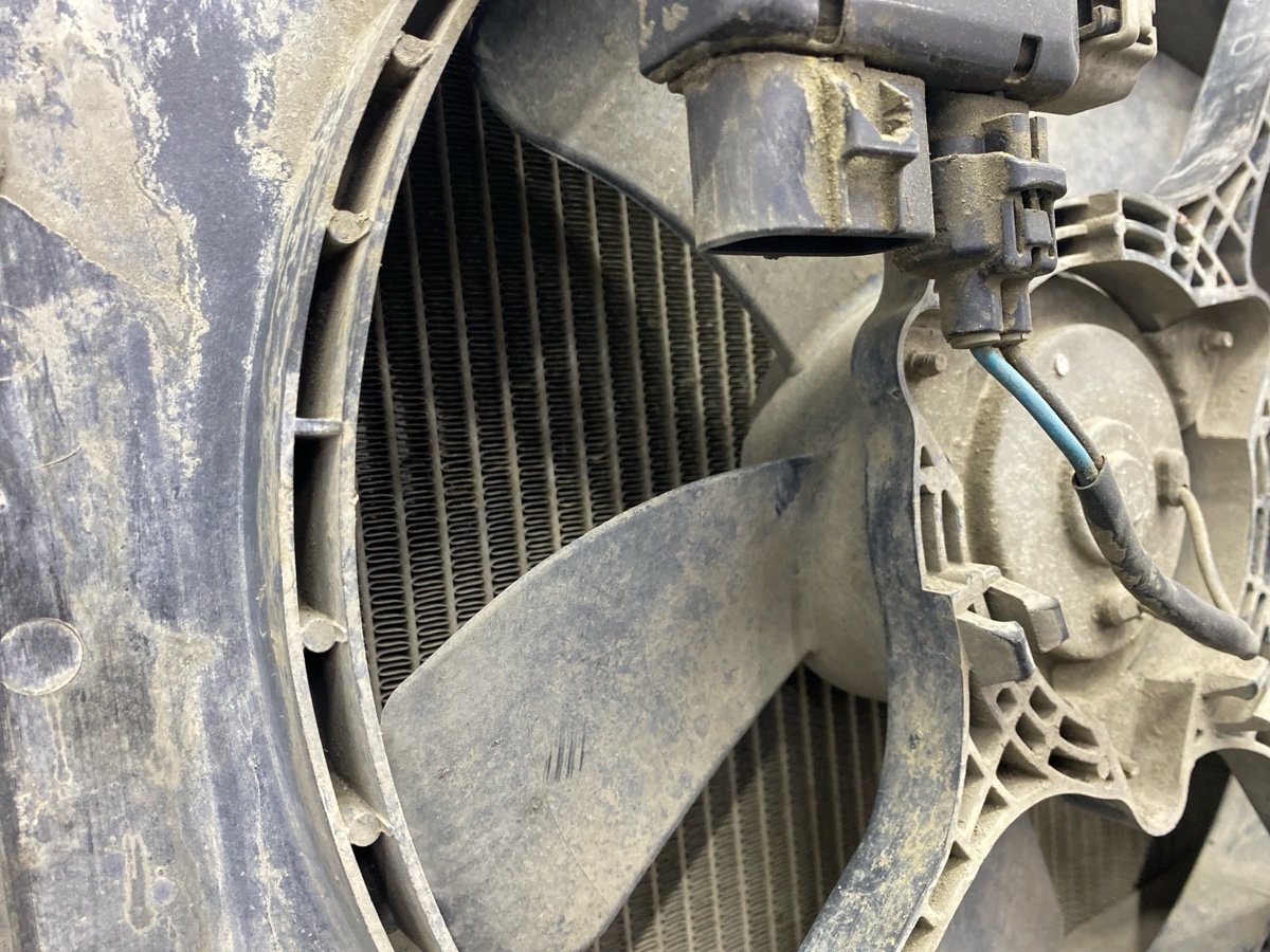 Радиатор охлаждения двигателя Lancer Cedia 2001 CS2A 4G15