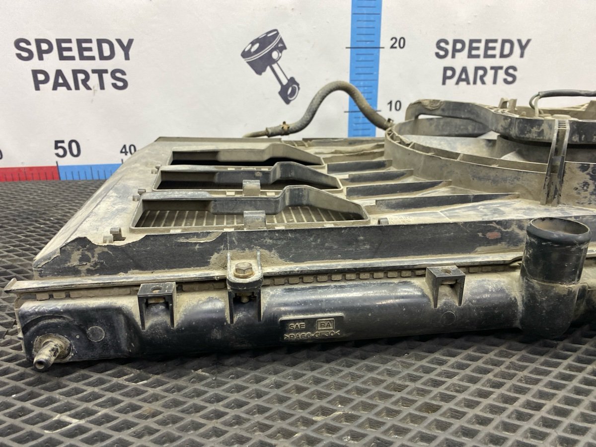 Радиатор охлаждения двигателя Lancer Cedia 2001 CS2A 4G15