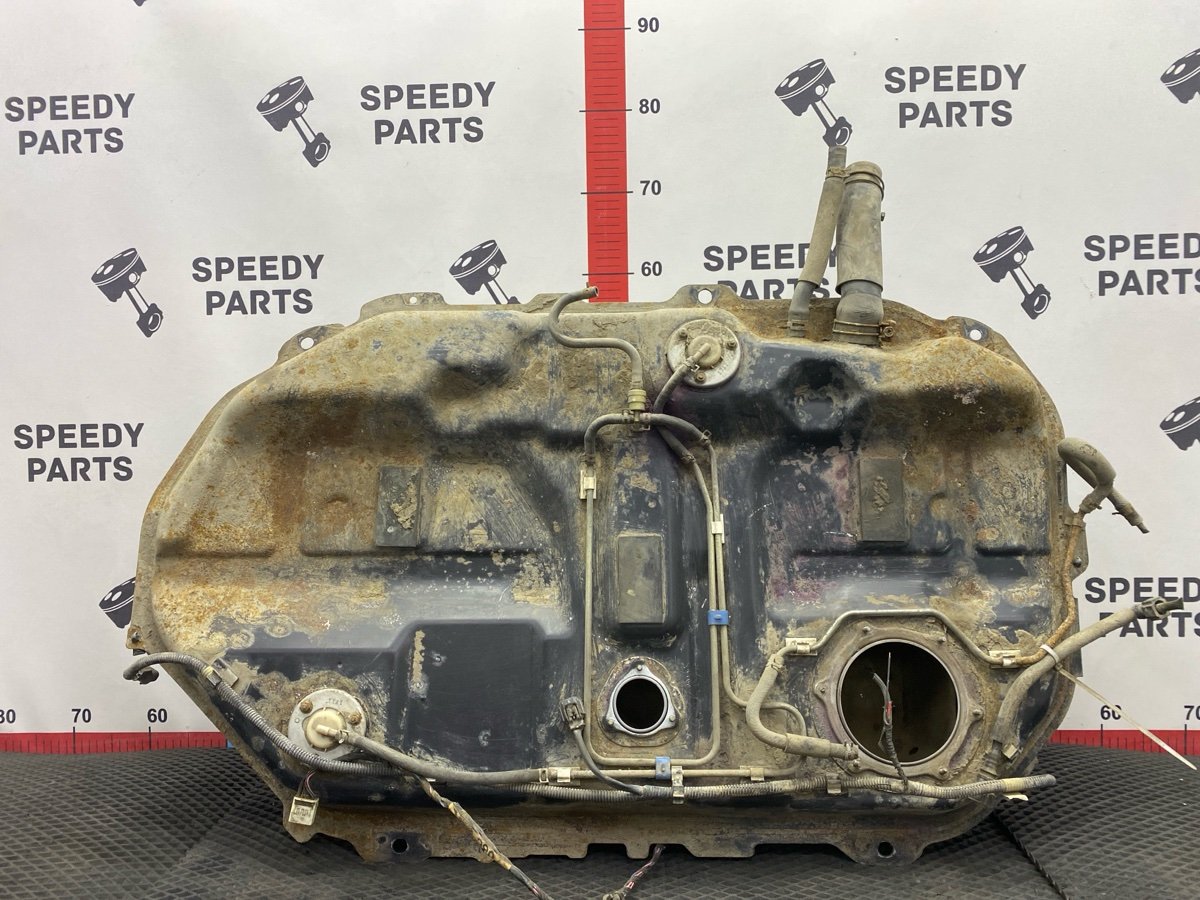 Запчасть бак топливный Mitsubishi Lancer Cedia 2001 CS2A 4G15 MR503768 Б/У Бак топливный Mitsubishi Lancer Cedia 2001 CS2A 4G15 MR503768 Б/У