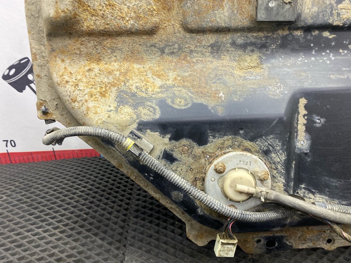 Бак топливный Lancer Cedia 2001 CS2A 4G15 Бак топливный Lancer Cedia 2001 CS2A 4G15