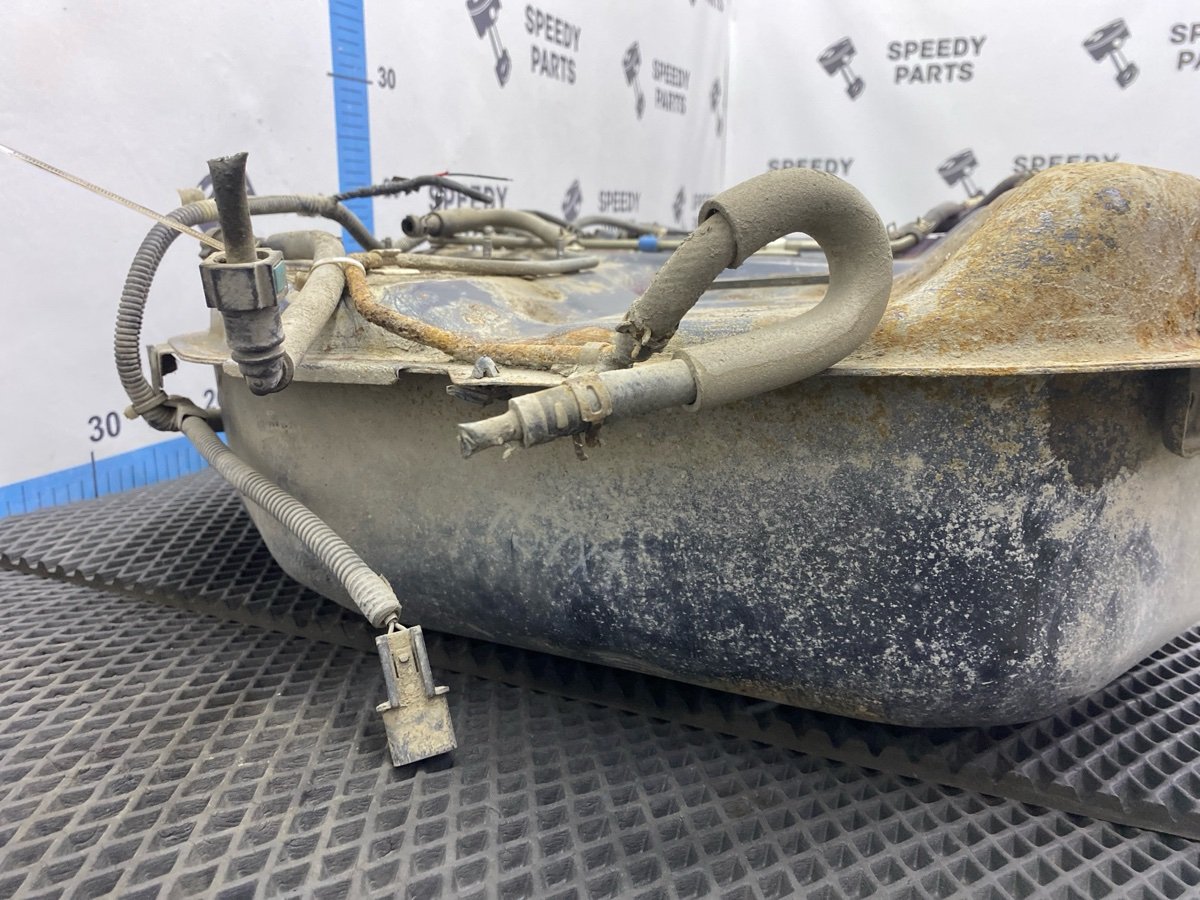 Бак топливный Lancer Cedia 2001 CS2A 4G15 Бак топливный Lancer Cedia 2001 CS2A 4G15