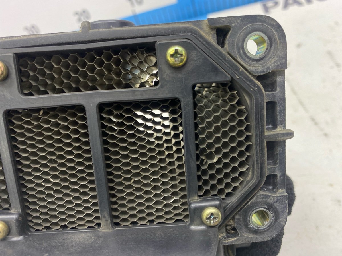 Датчик массового расхода воздуха RVR 1992 N23W 4G63