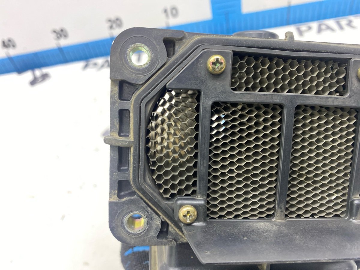 Датчик массового расхода воздуха RVR 1992 N23W 4G63