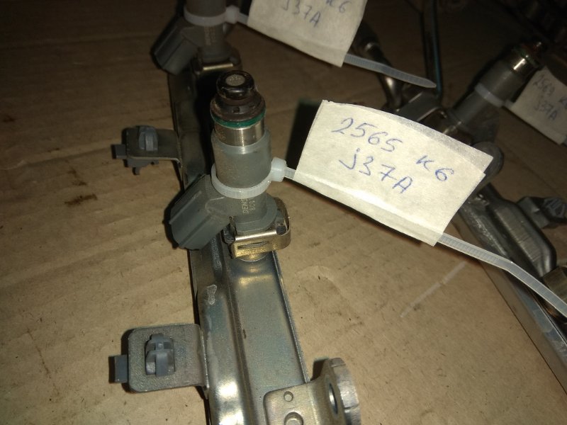 Форсунка Acura Mdx YD2 J37A1 Форсунка Acura Mdx YD2 J37A1