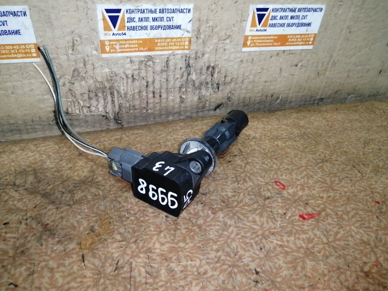 Катушка зажигания Ford Escape L3-VE