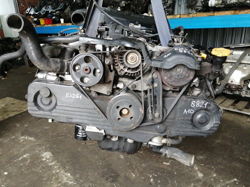 Двигатель Subaru Legacy EJ251