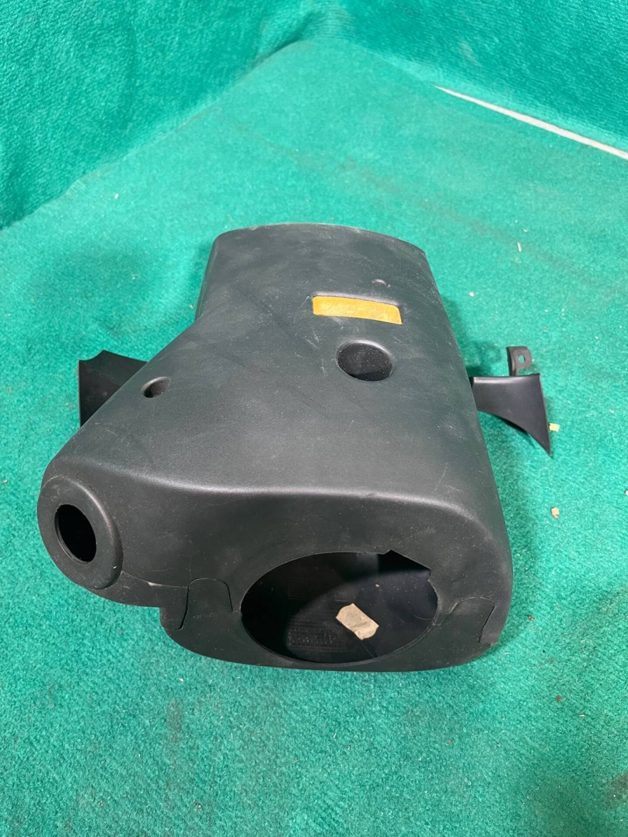 Запчасть кожух рулевой колонки Opel Astra 2013 J 1709217 Б/У Кожух рулевой колонки Opel Astra 2013 J 1709217 Б/У