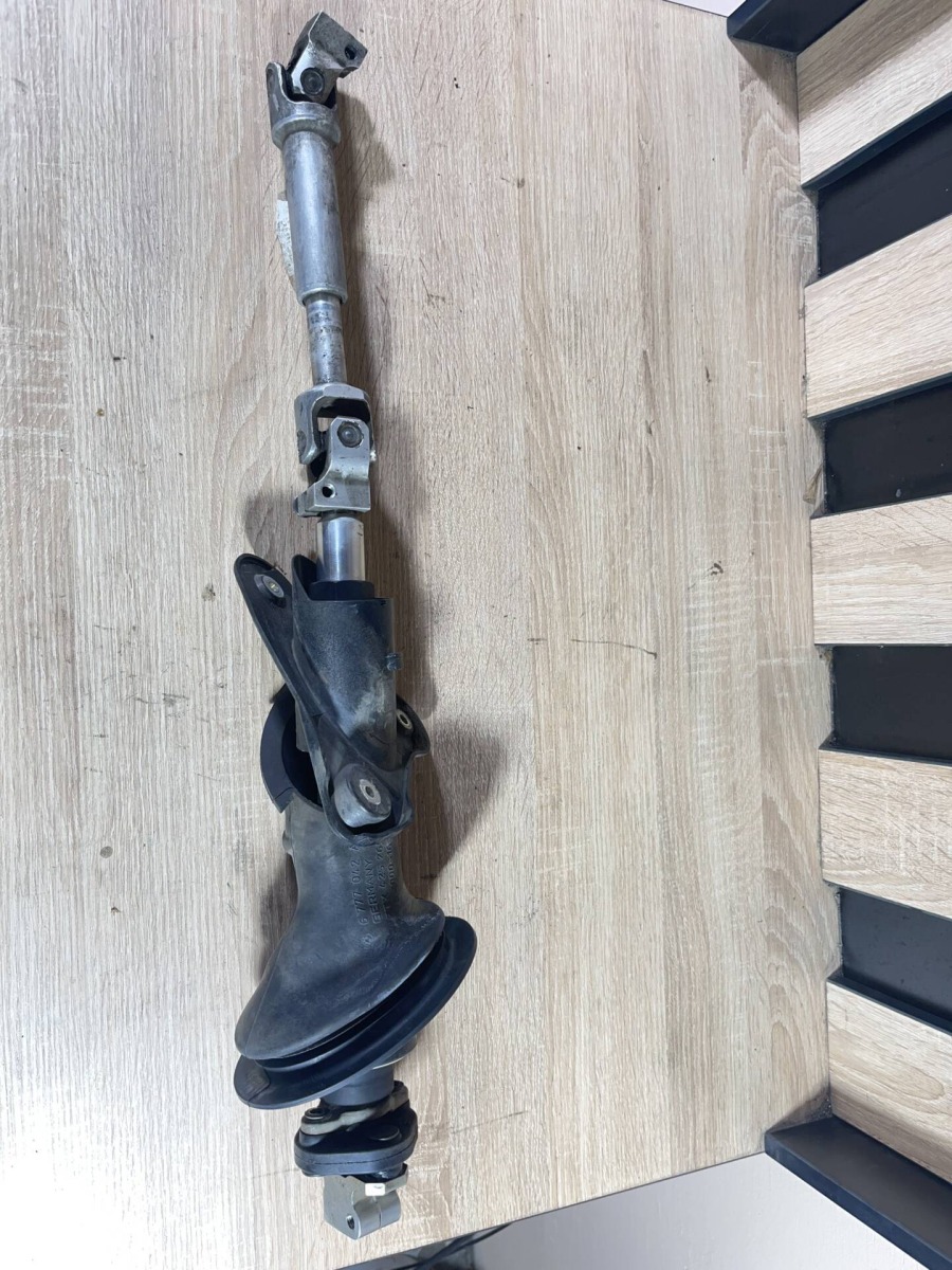 Рулевой кардан BMW X6 2010 E71 N57S 6777042 Б/У