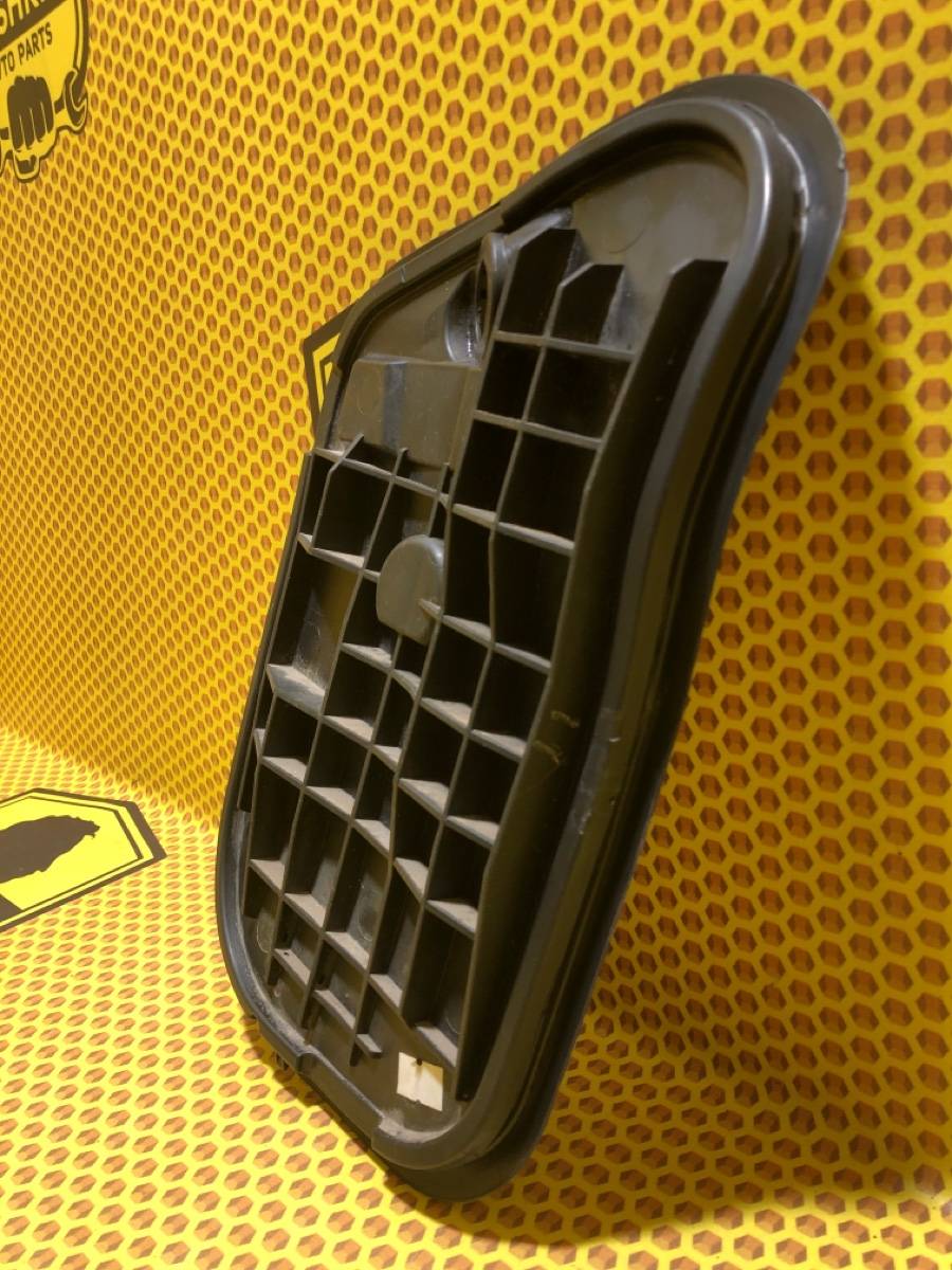 Заглушка двери передняя правая Rapid 2018 NH3 CWVA