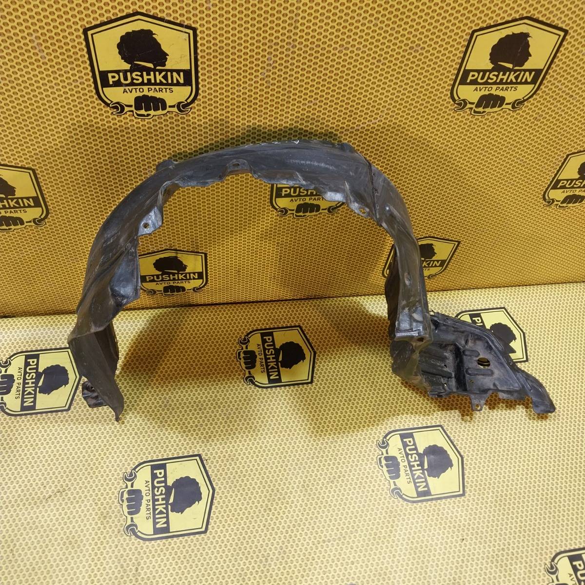 Подкрылок передний левый Nissan Maxima 2004 A33 VQ30 63840-2Y000 Б/У