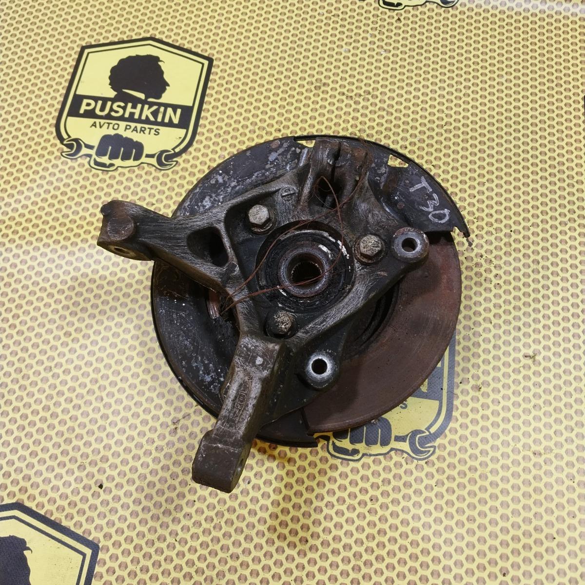 Кулак поворотный цапфа передний правый Astra 2013 J