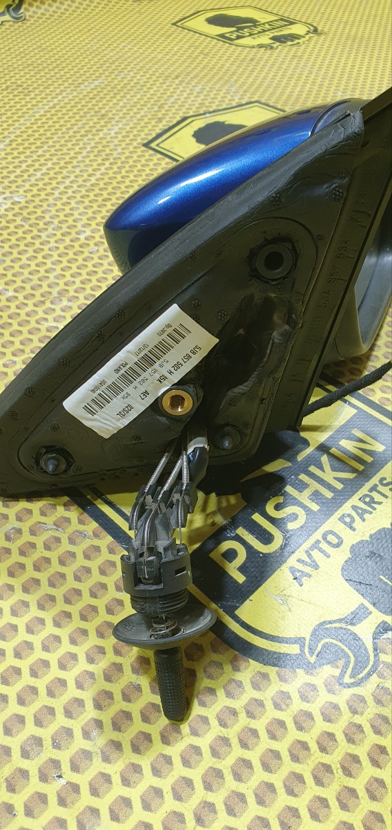 Зеркало заднего вида правое Rapid 2021 NH3 CWVA