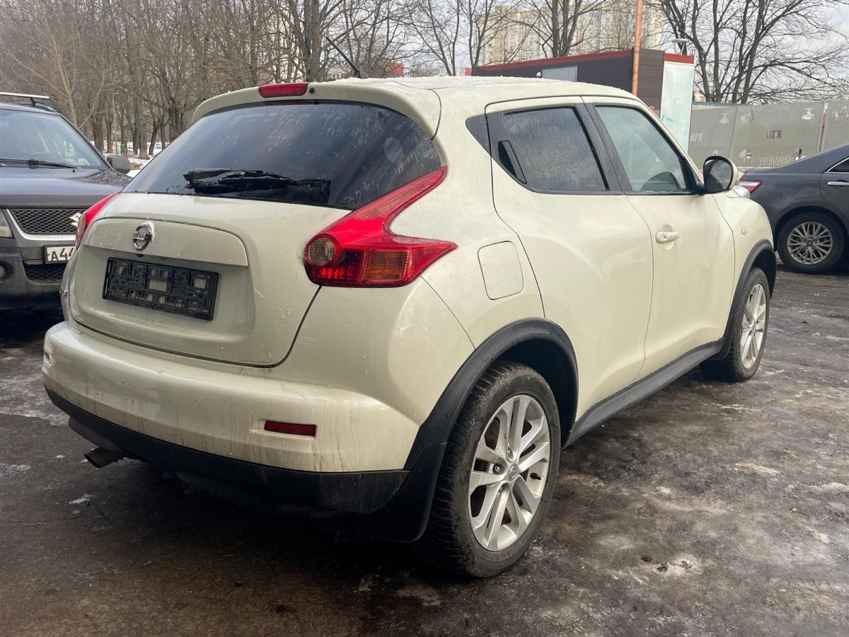 Автомобиль на запчасти Nissan Juke F15 MR16DD Автомобиль на запчасти Nissan Juke F15 MR16DD