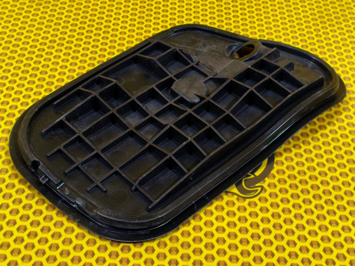 Накладка на дверь внутренняя передняя правая Rapid 2014 NH3 CFNA