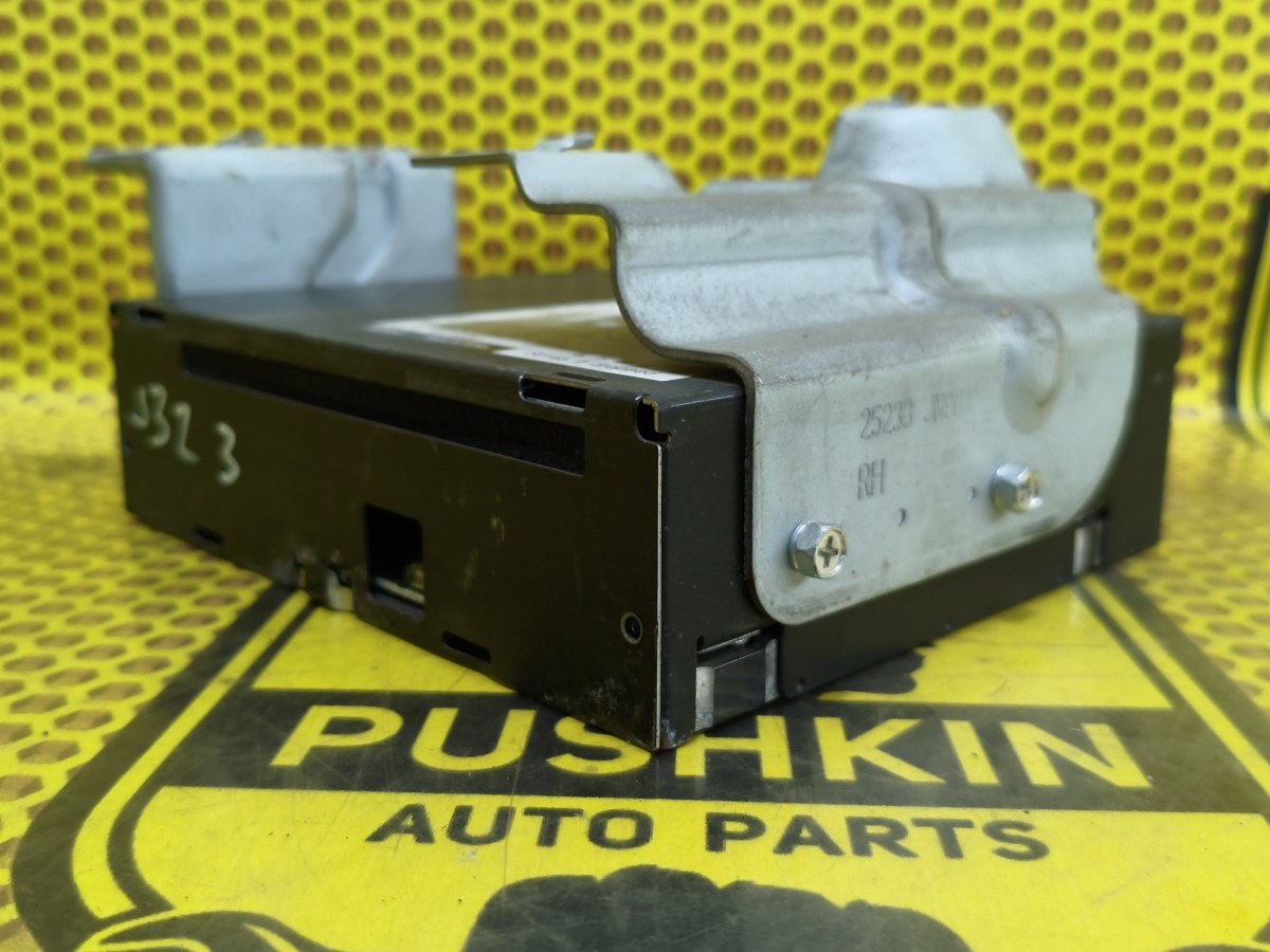 Дисковод Nissan Teana J32 VQ35DE