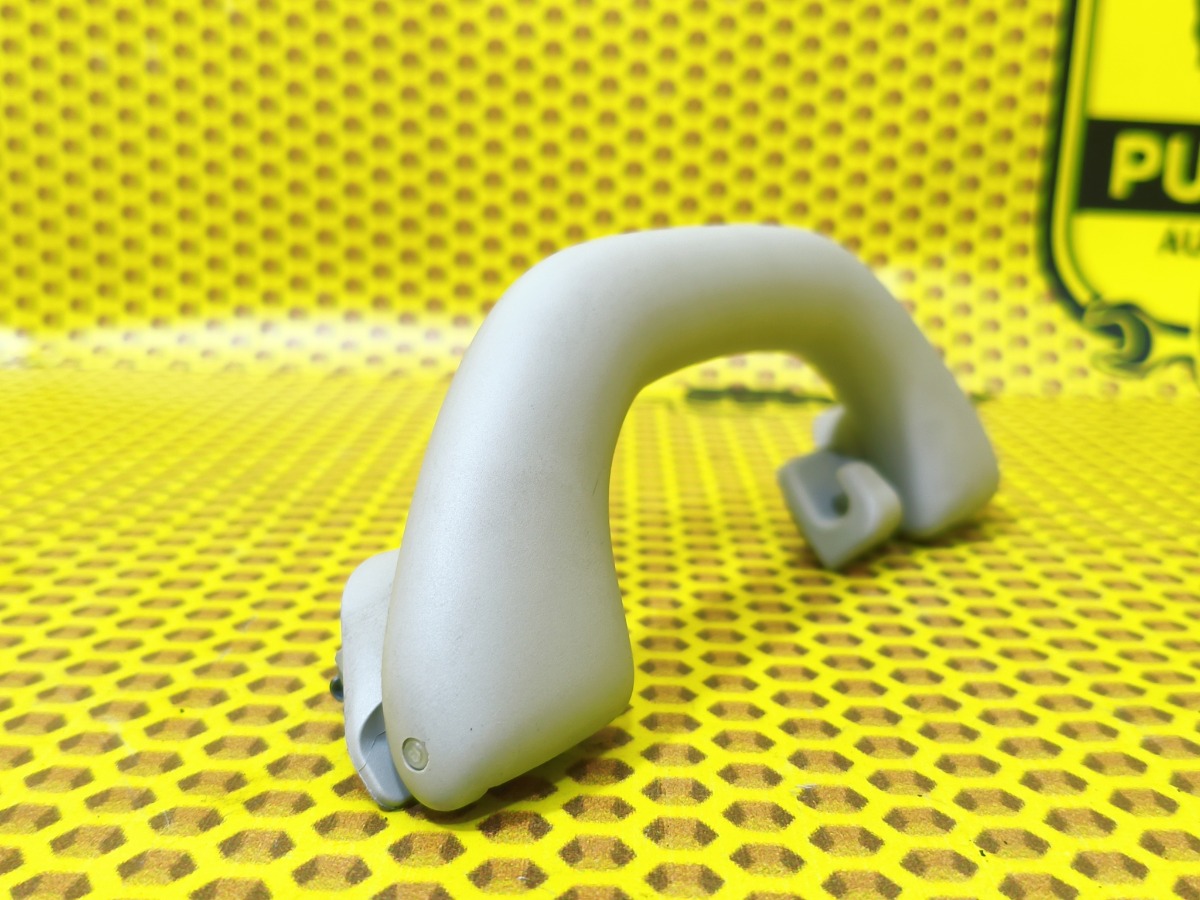 Ручка потолочная задняя левая Octavia 2013 A7 CJSA