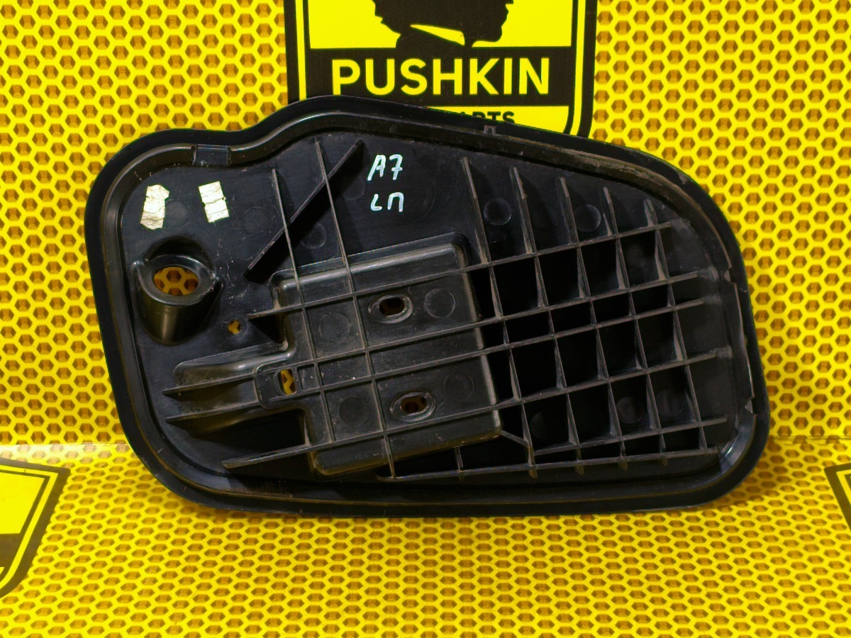 Накладка на дверь передняя левая Octavia 2013 A7 CJSA