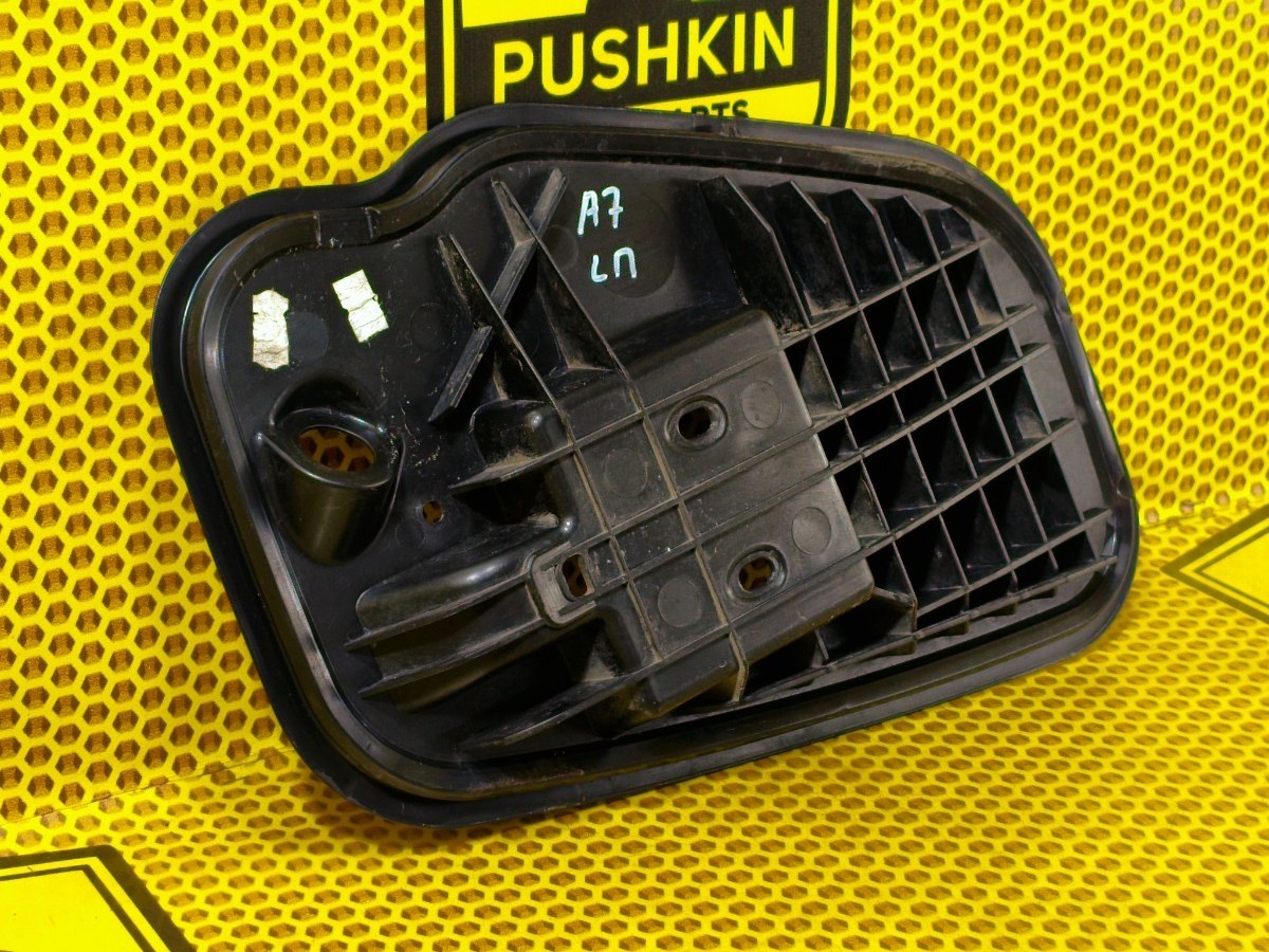 Накладка на дверь передняя левая Octavia 2013 A7 CJSA