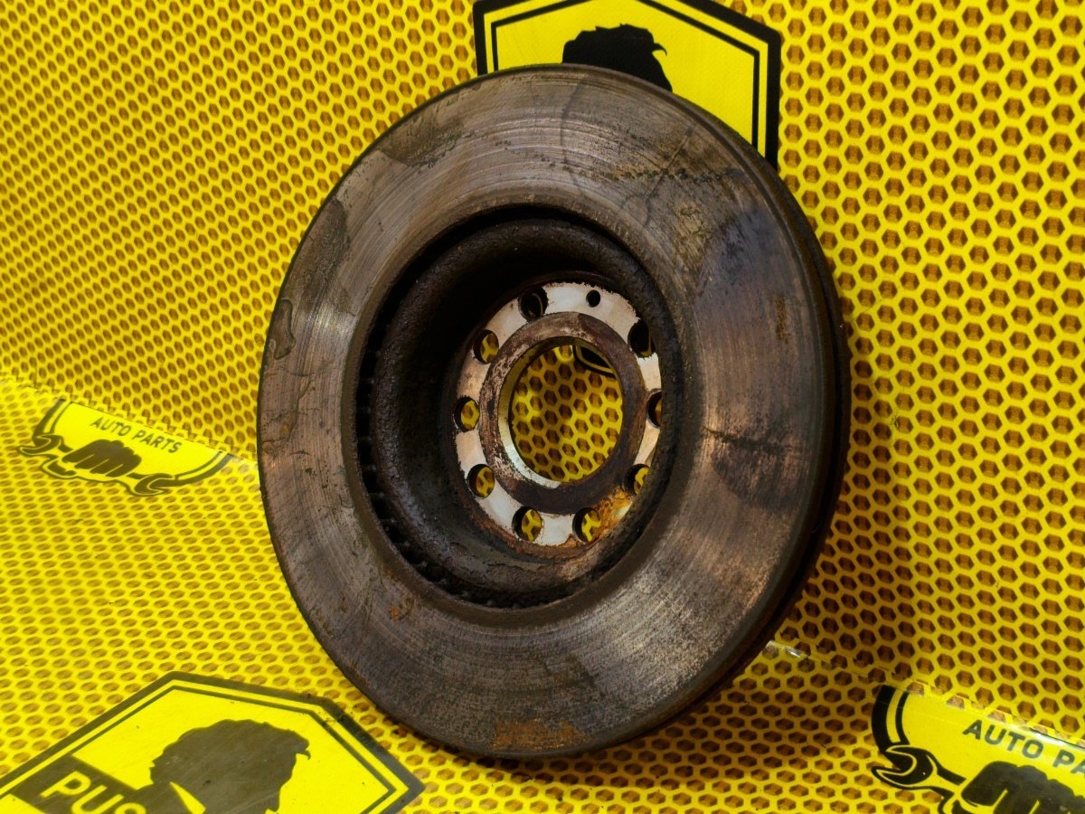 Диск тормозной передний правый Octavia 2014 A7 CJSA