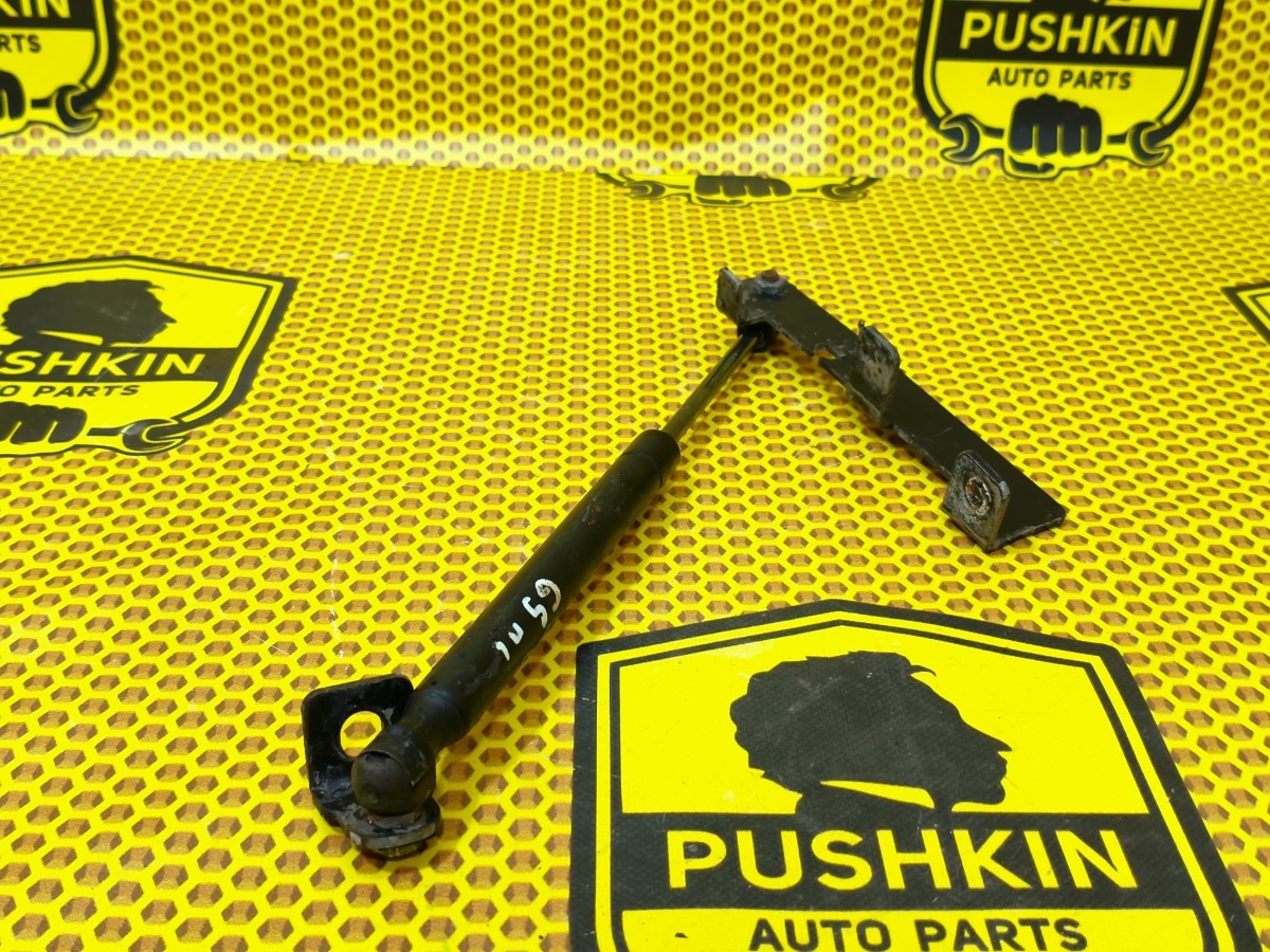 Амортизатор капота левый Creta 2019 GS G4FG