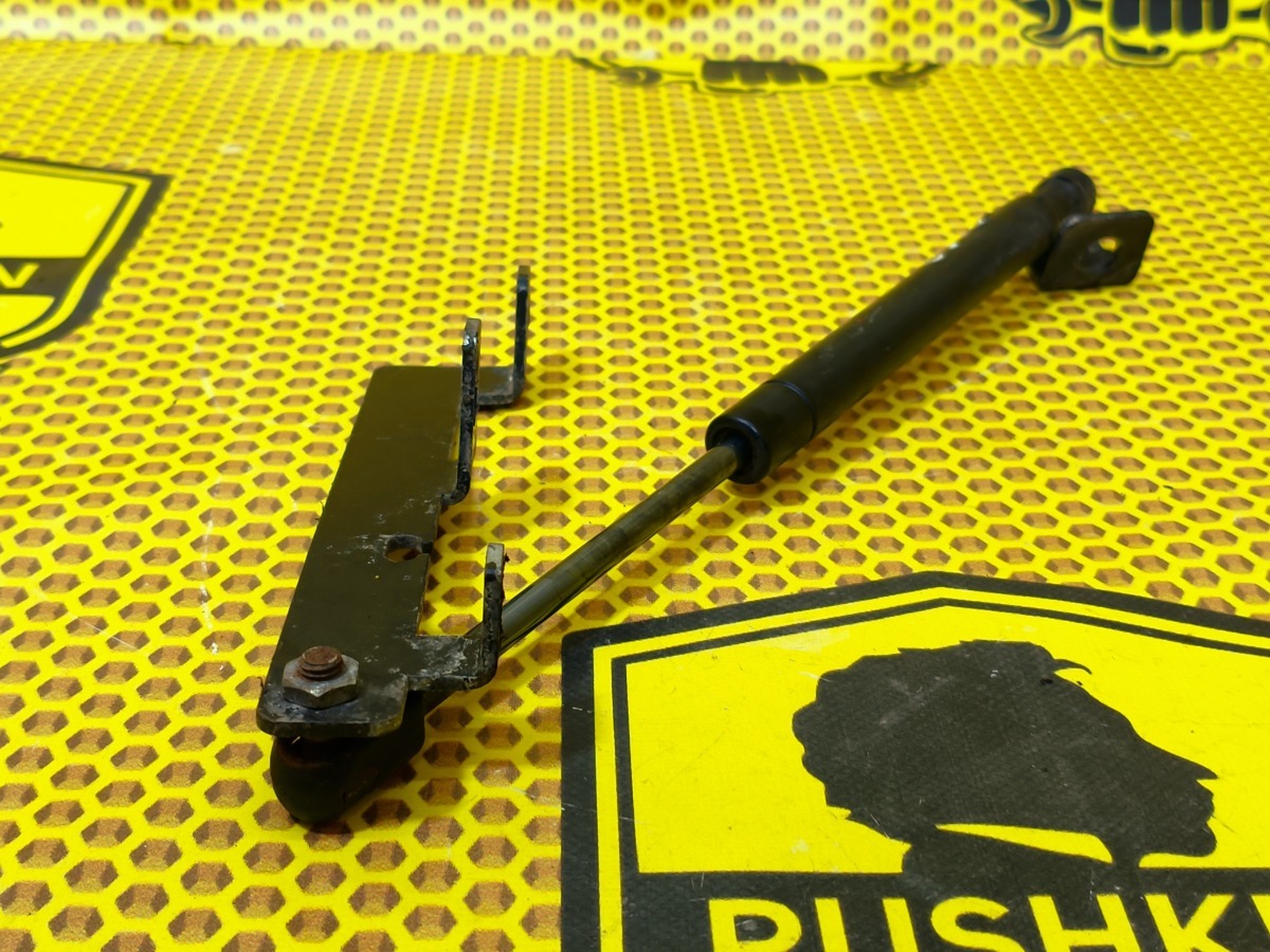 Амортизатор капота левый Creta 2019 GS G4FG