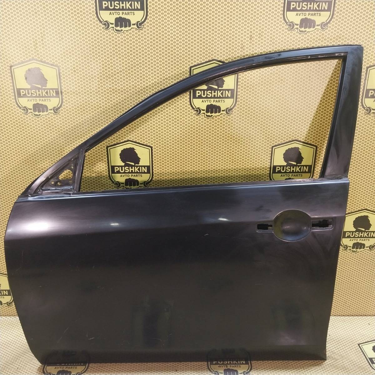 Дверь передняя левая Nissan Almera G15 G15RA K4M