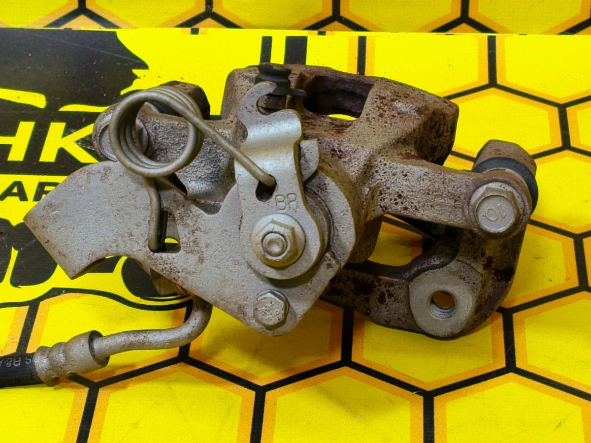 Суппорт задний правый Kia Rio QB G4FC