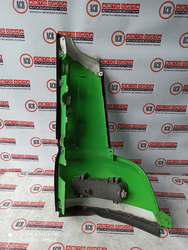 Щечка левая MITSUBISHI FUSO FU54VU72XV Щечка левая MITSUBISHI FUSO FU54VU72XV