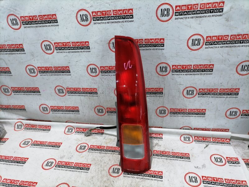Стоп-сигнал правый HONDA CAPA GA4 контрактная