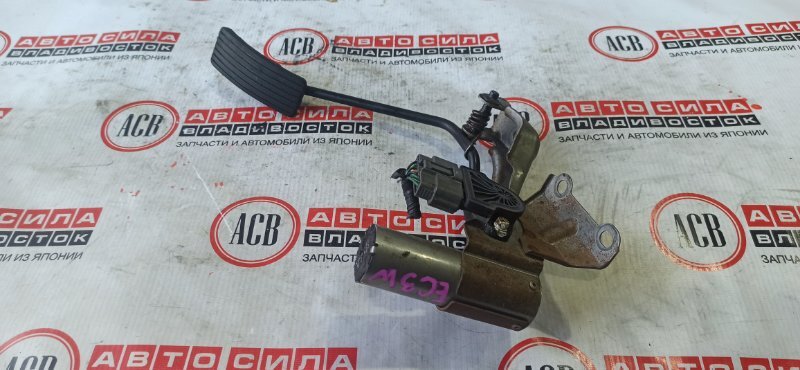 Педаль подачи топлива MITSUBISHI LEGNUM EC3W